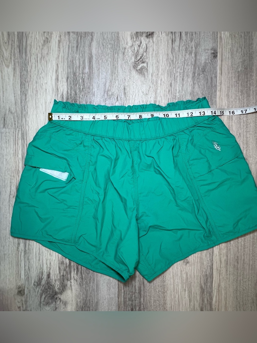 Free People Movement High Rise Elastic Waist Shorts Green - Small - Picture 5 of 8